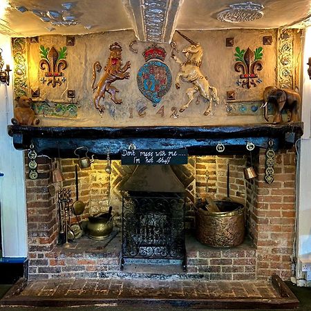 The King'S Lodge Hotel คิงส์แลงก์ลีย์ ภายนอก รูปภาพ