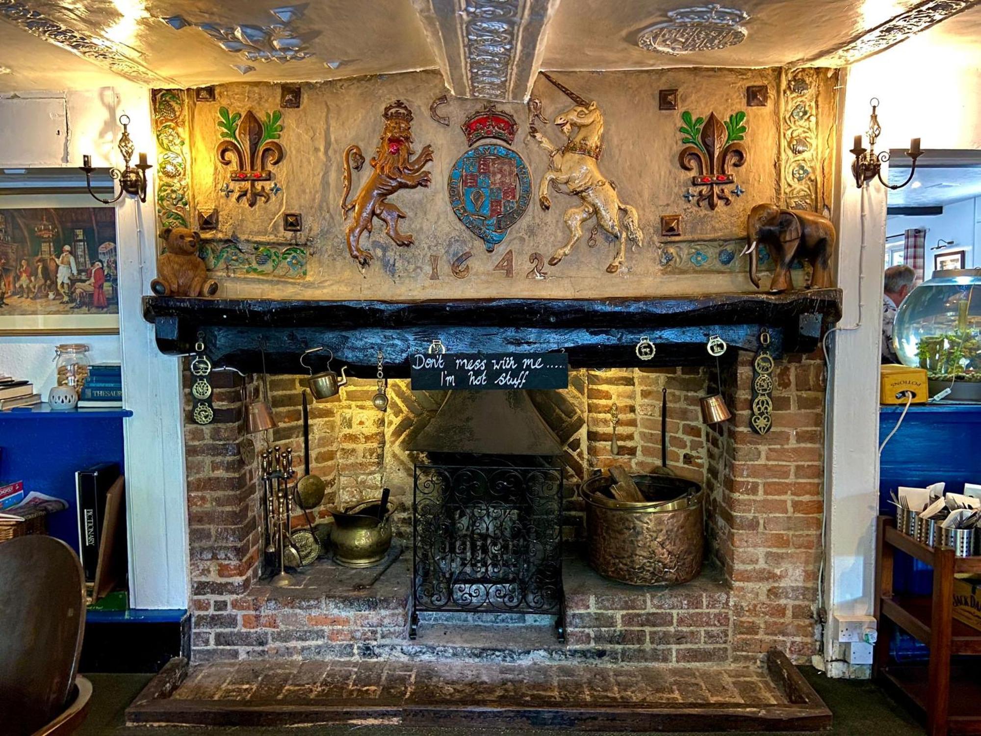 The King'S Lodge Hotel คิงส์แลงก์ลีย์ ภายนอก รูปภาพ